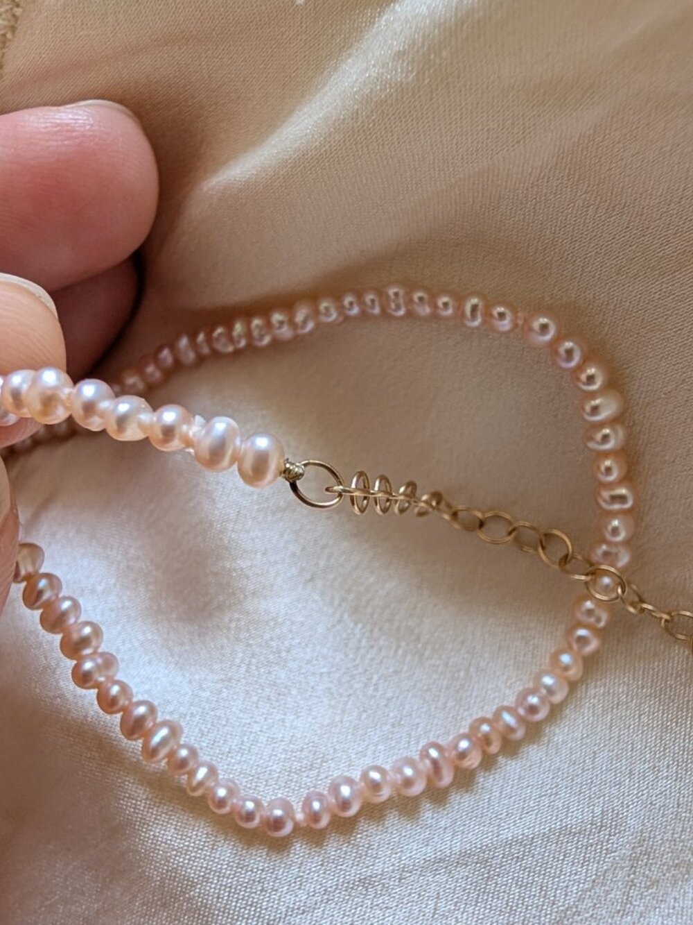Limited Edition Catbird Ghost Rose Pearl Collar, 15-17" (1 Of 350) - Picture 7 of 14